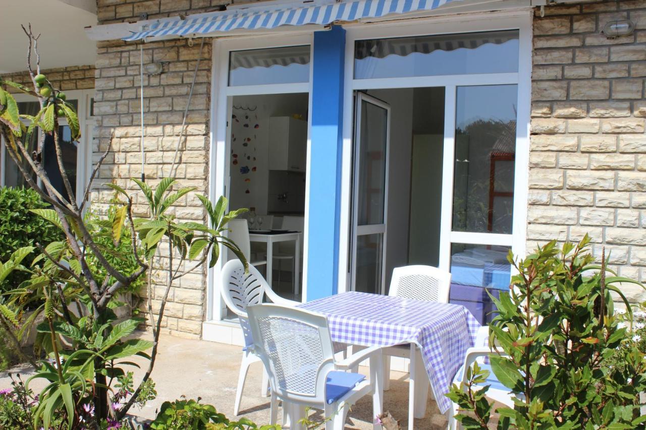 Apartments Blue Sea Mali Losinj Exterior photo